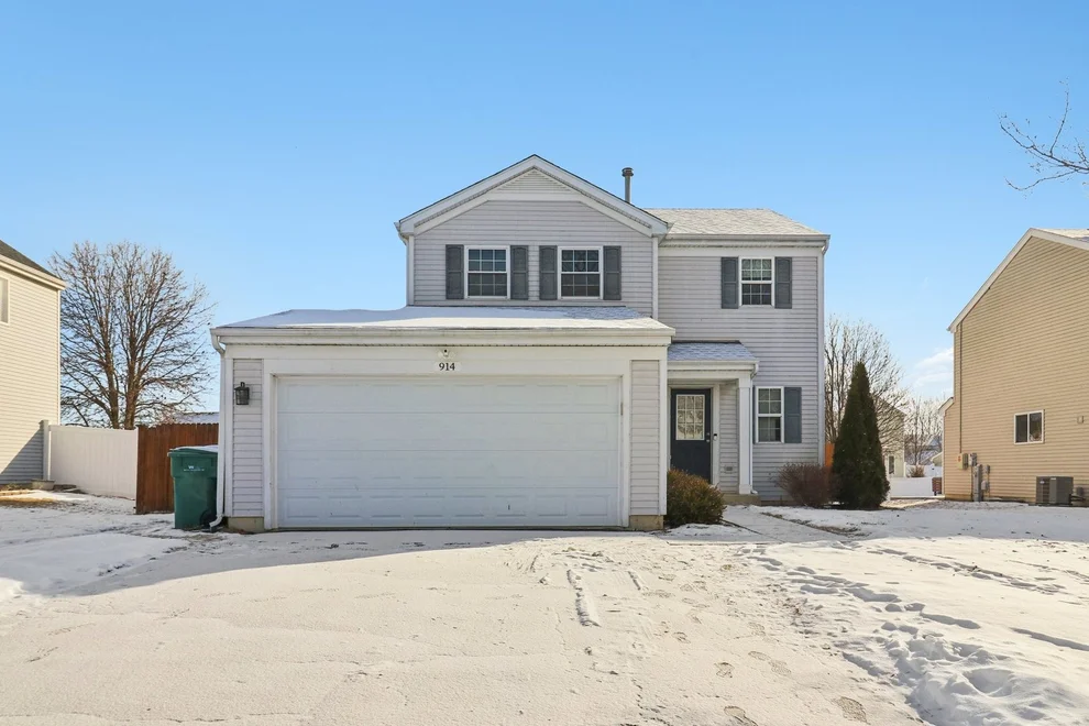 Unit for sale at 914 Greenleaf Drive, Joliet, IL 60436