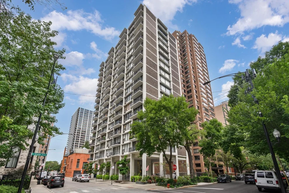 Unit for sale at 1400 N State Parkway, Chicago, IL 60610