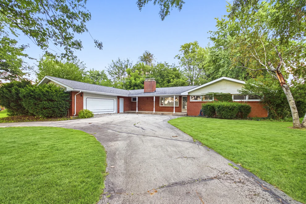 Unit for sale at 914 Murphy Drive, Joliet, IL 60435