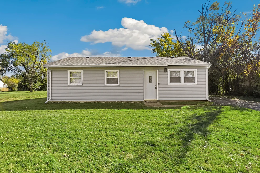 Unit for sale at 1941 Cambridge Street, Chicago Heights, IL 60411