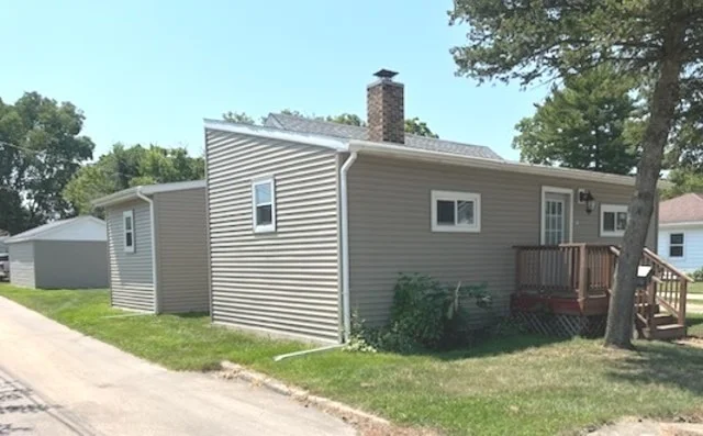 Unit for sale at 915 W Superior Street, Ottawa, IL 61350