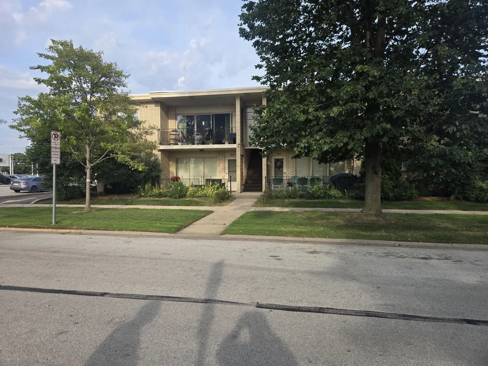 Unit for sale at 4645 W 95th Street, Oak Lawn, IL 60453