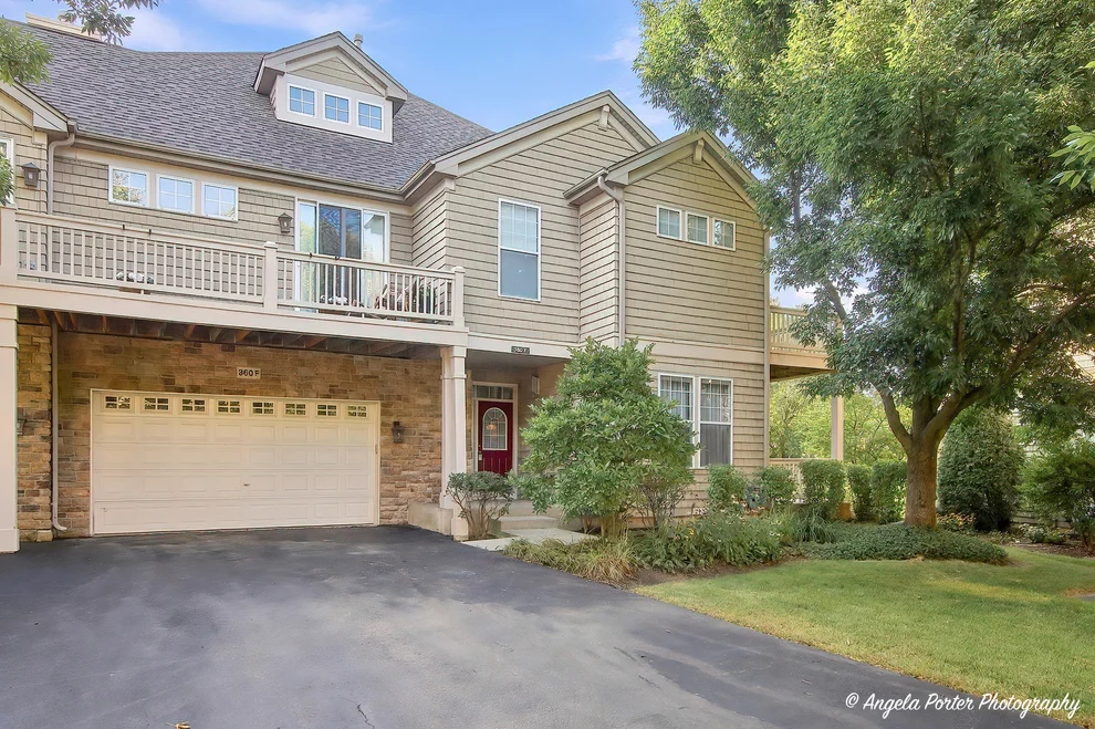 Unit for sale at 360 Promontory Lane, Wauconda, IL 60084
