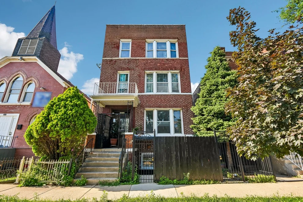 Unit for sale at 3038 W 38th Place, Chicago, IL 60632