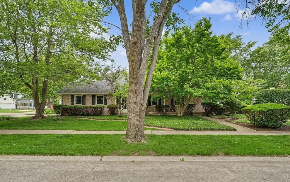 Unit for sale at 204 E Willard Street, Urbana, IL 61801