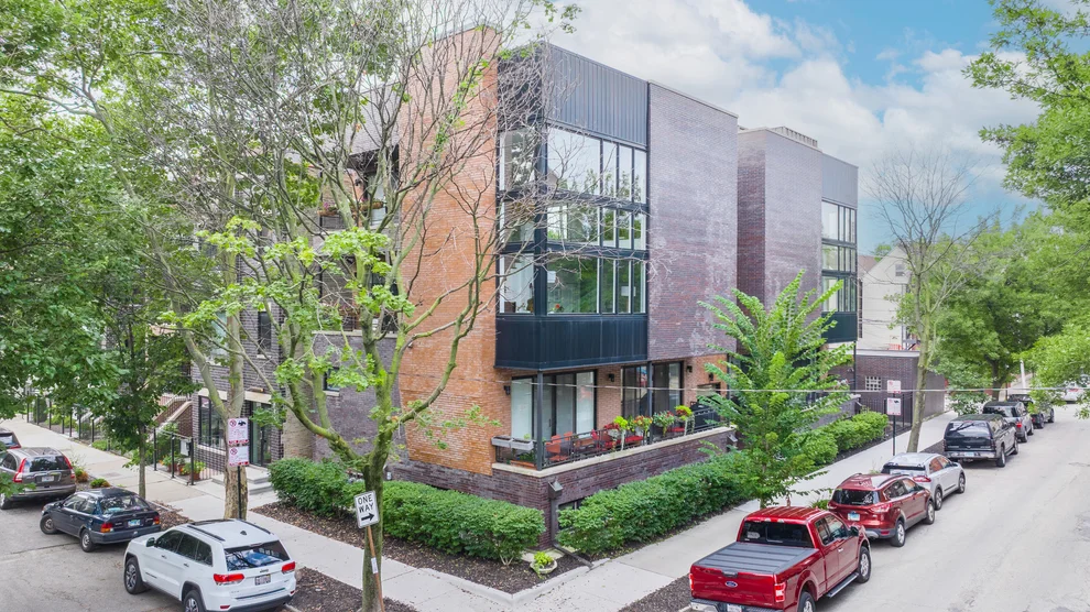 Unit for sale at 1641 W PEARSON Street, Chicago, IL 60622