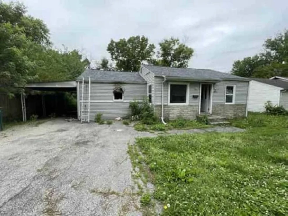 Unit for sale at 1212 Richard Drive, East St. Louis, IL 62206
