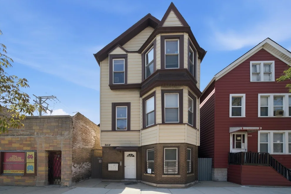 Unit for sale at 2418 N Western Avenue, Chicago, IL 60647