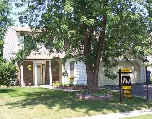 Unit for sale at 734 WOODSIDE, ROSELLE, IL 60172