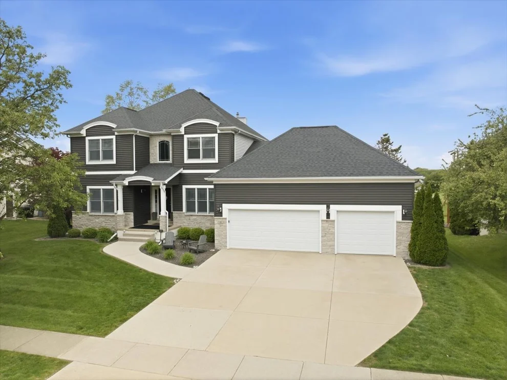 Unit for sale at 41 Pebblebrook Court, Bloomington, IL 61705