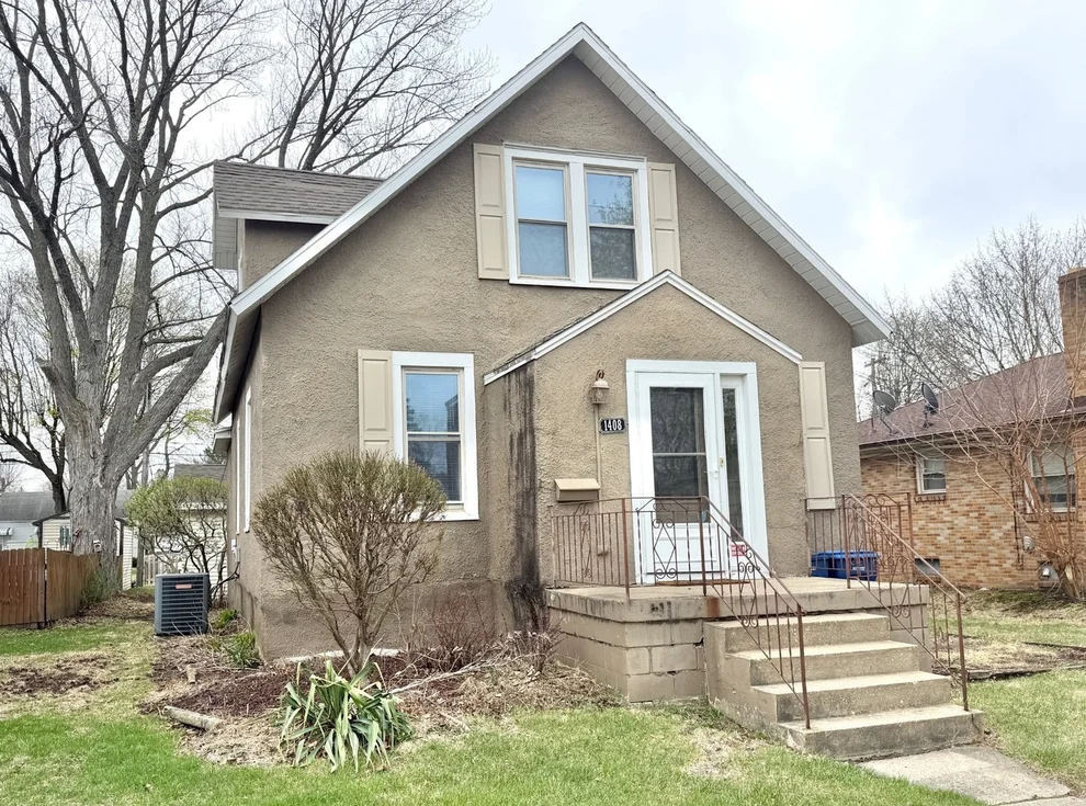 Unit for sale at 1408 Creve Coeur Street, Lasalle, IL 61301