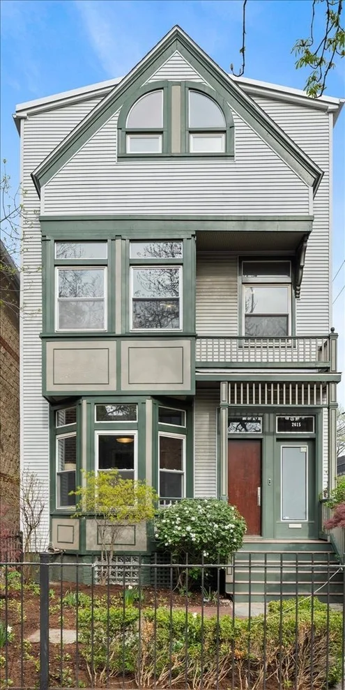 Unit for sale at 2615 N Wilton Avenue, Chicago, IL 60614
