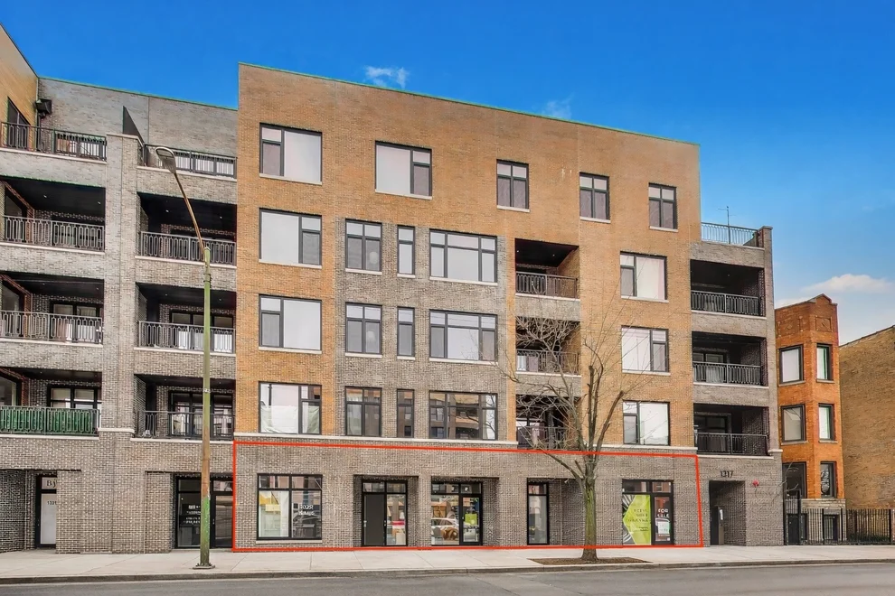 Unit for sale at 1319 N Western Avenue, Chicago, IL 60622