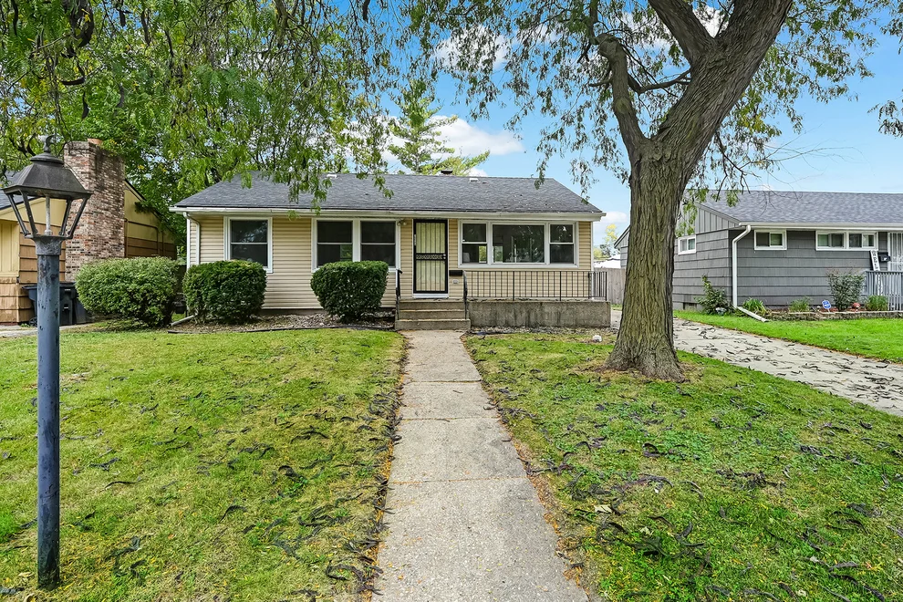 Unit for sale at 15548 ELM Street, South Holland, IL 60473