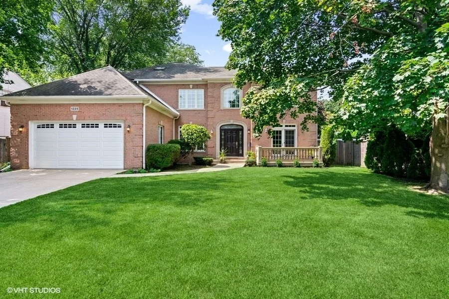 Unit for sale at 1225 Dartmouth Street, Wilmette, IL 60091