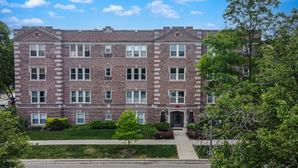 Unit for sale at 46 6th Avenue, La Grange, IL 60525