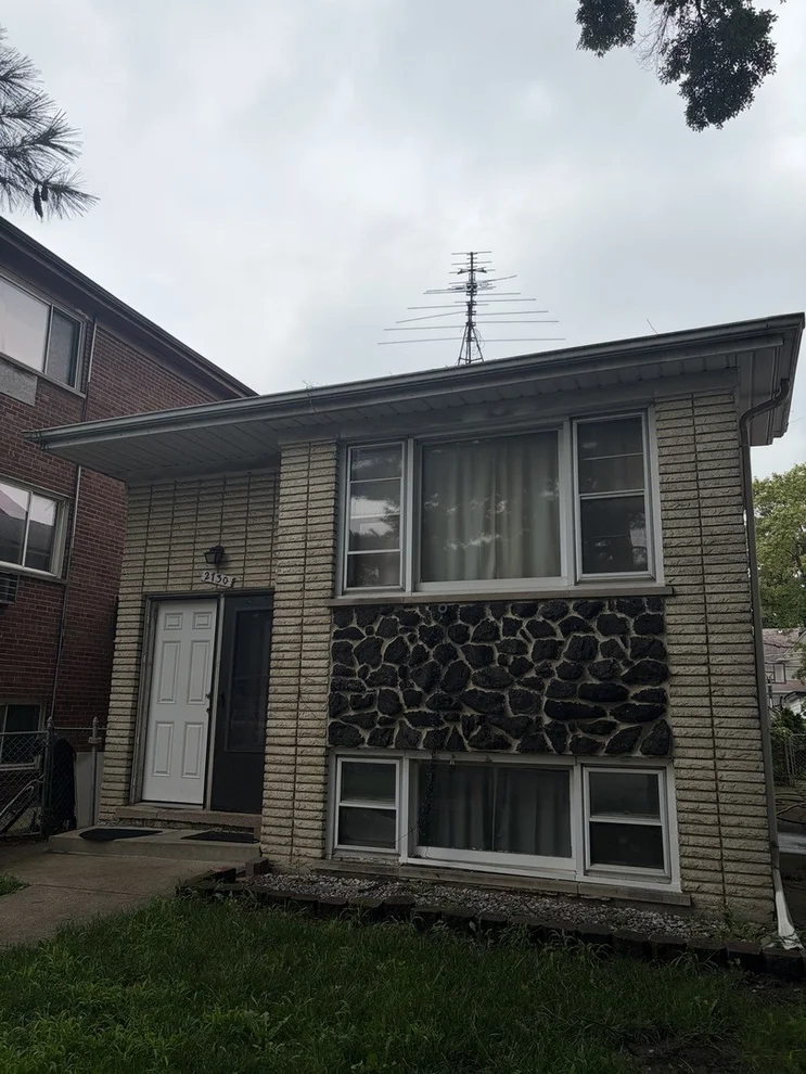 Unit for sale at 2730 S 60th Court, Cicero, IL 60804