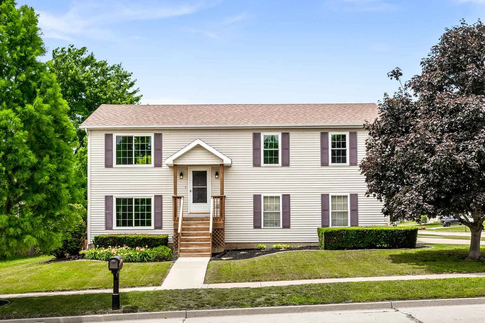 Unit for sale at 301 Waterford Estates Drive, Bloomington, IL 61704