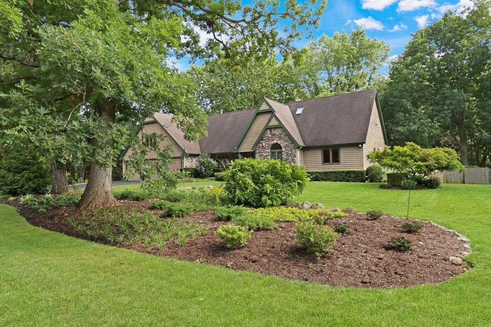 Unit for sale at 25139 W Caine Road, Ingleside, IL 60041