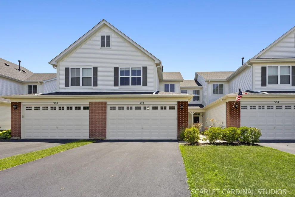 Unit for sale at 392 Bluegrass Parkway, Oswego, IL 60543
