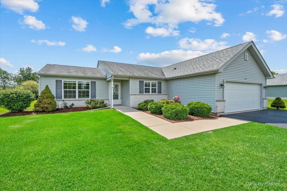 Unit for sale at 1108 Monroe Avenue, McHenry, IL 60050