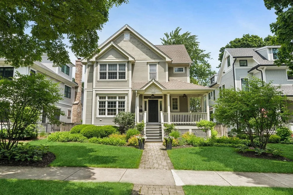 Unit for sale at 1732 Highland Avenue, Wilmette, IL 60091