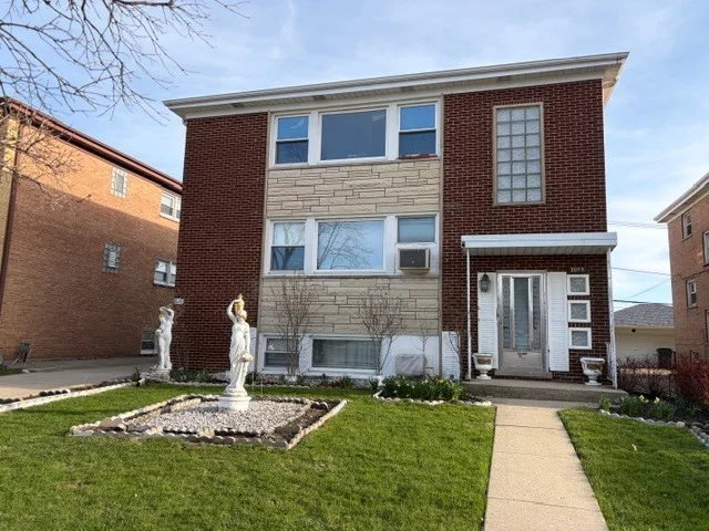 Unit for sale at 8053 W Churchill Avenue, Niles, IL 60714