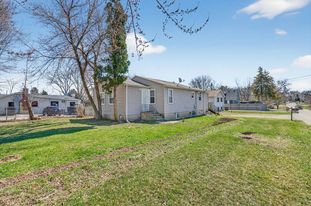 Unit for sale at 26203 W Grand Avenue, Ingleside, IL 60041