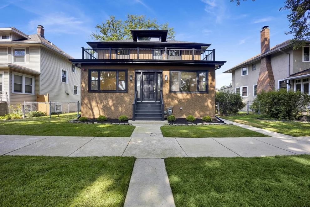 Unit for sale at 837 S Humphrey Avenue, Oak Park, IL 60304