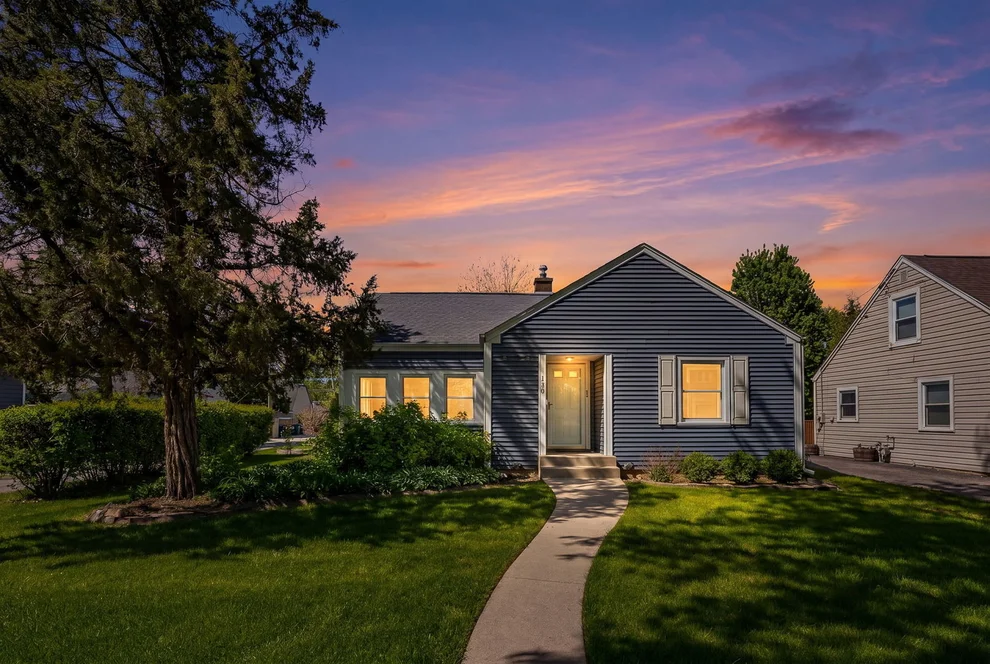 Unit for sale at 630 Wilson Street, Downers Grove, IL 60515