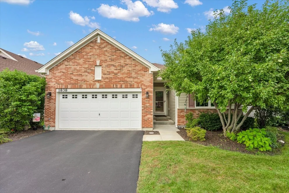 Unit for sale at 1838 Alta Drive, Volo, IL 60020