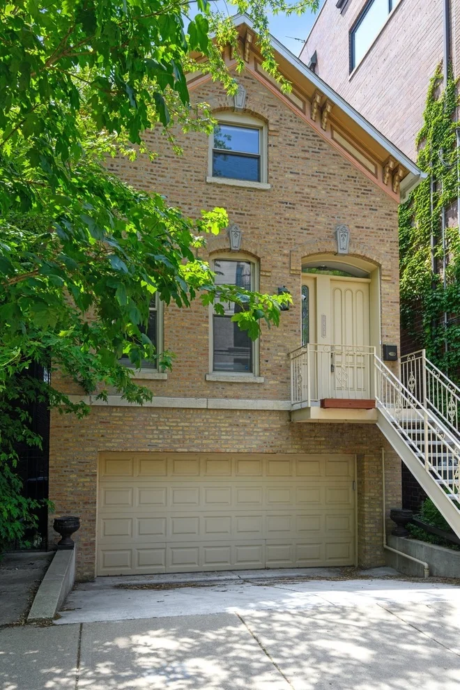 Unit for sale at 1454 N Wieland Street, Chicago, IL 60610