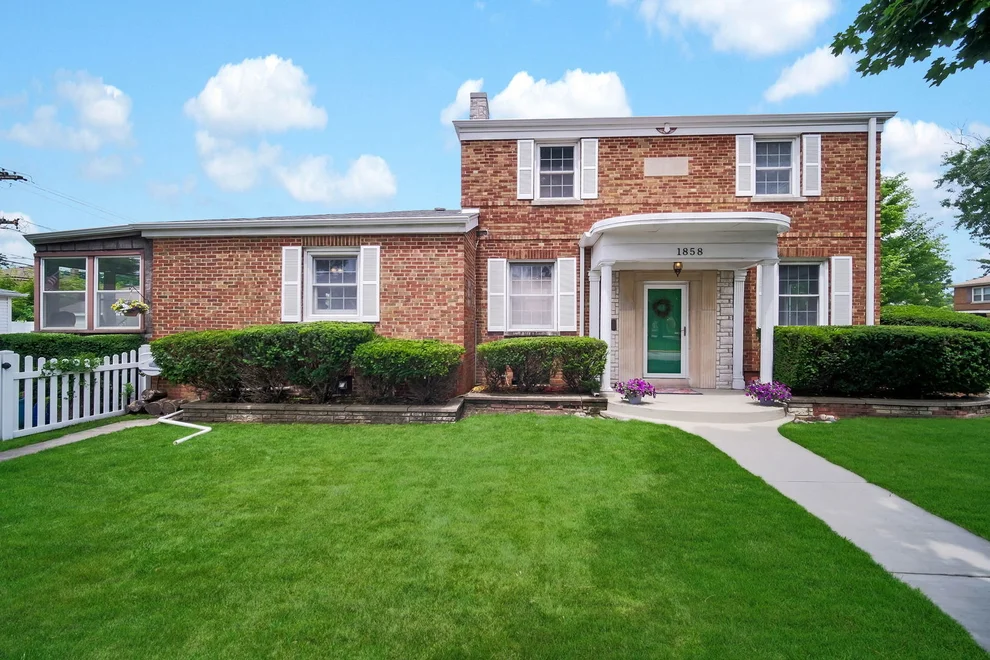 Unit for sale at 1858 Newcastle Avenue, Westchester, IL 60154
