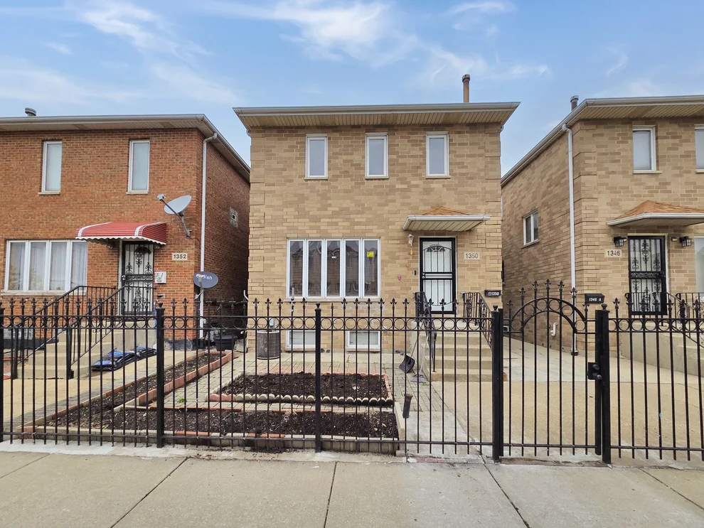 Unit for sale at 1350 W 32nd Street, Chicago, IL 60608