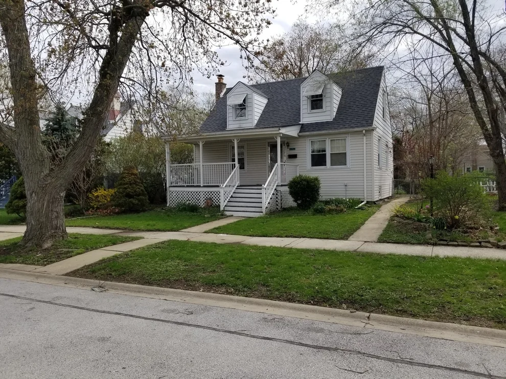 Unit for sale at 17633 Roy Street, Lansing, IL 60438