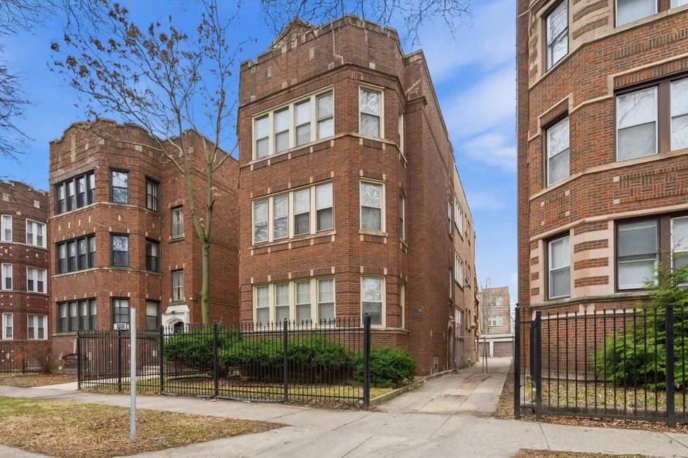 Unit for sale at 7634 S Phillips Avenue, Chicago, IL 60649