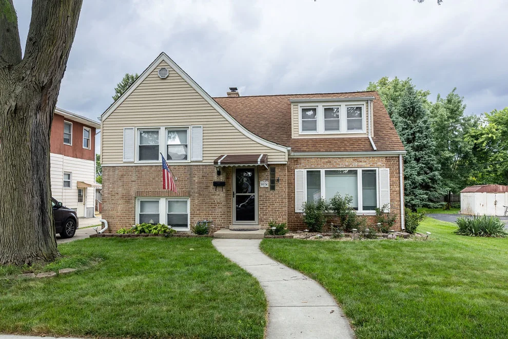 Unit for sale at 8024 S Christie Avenue, Lyons, IL 60534