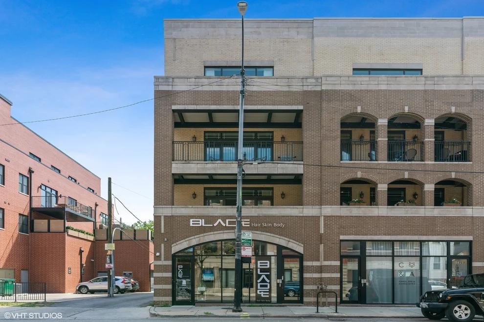 Unit for sale at 1415 W Belmont Avenue, Chicago, IL 60657