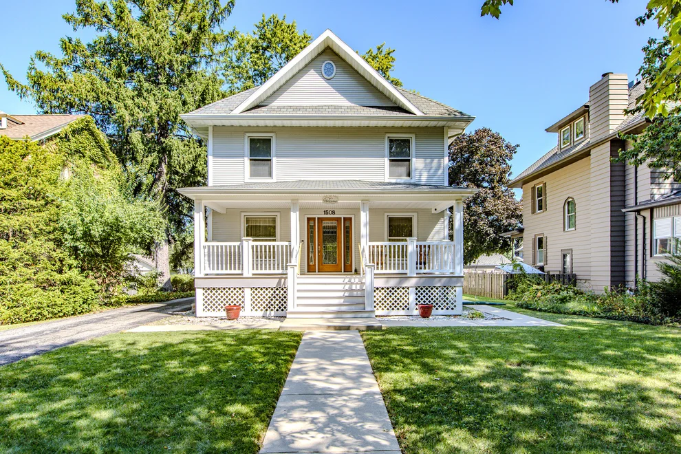 Unit for sale at 1508 E Grove Street, Bloomington, IL 61701