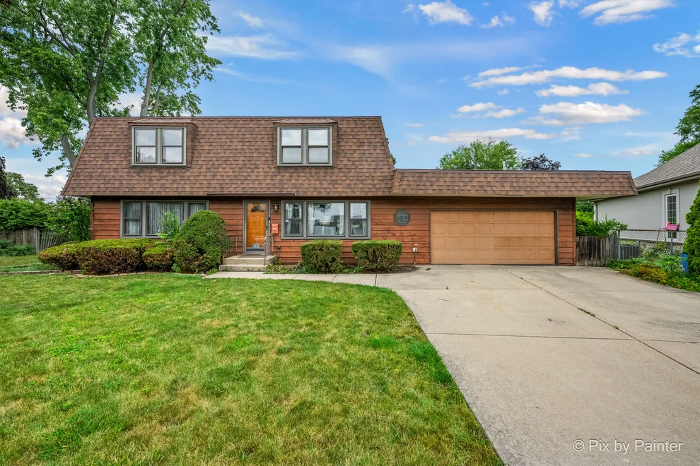 Unit for sale at 8284 W Ainslie Street, Norridge, IL 60706