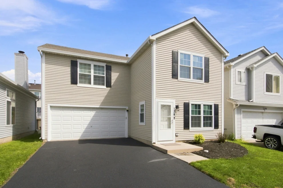 Unit for sale at 1748 Linden Park Lane, Aurora, IL 60504