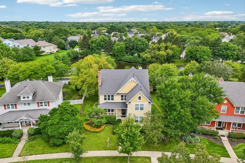 Unit for sale at 152 Ranney Avenue, Vernon Hills, IL 60061