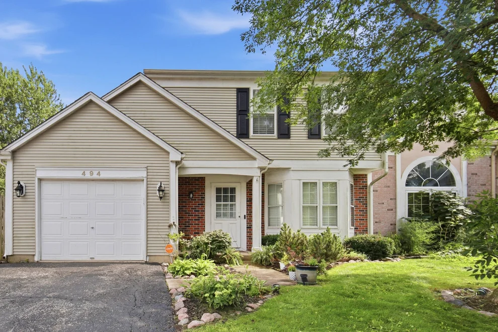 Unit for sale at 494 Buckingham Drive, Grayslake, IL 60030