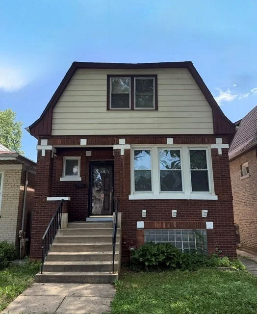 Unit for sale at 4537 N Keystone Avenue, Chicago, IL 60630