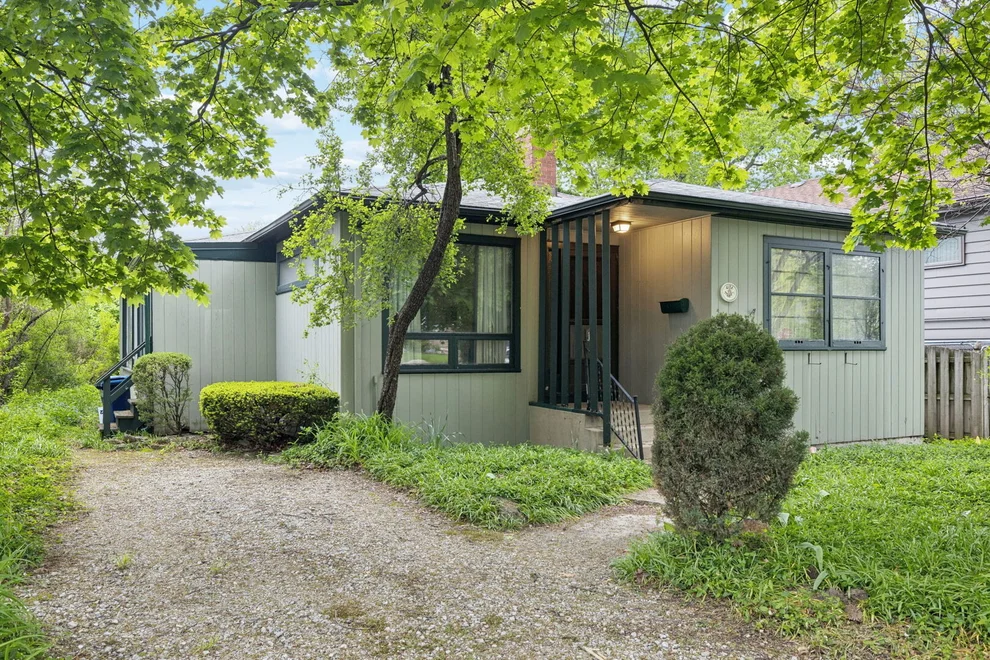 Unit for sale at 4134 Rose Avenue, Western Springs, IL 60558