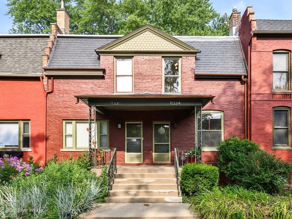Unit for sale at 11334 S Saint Lawrence Avenue, Chicago, IL 60628