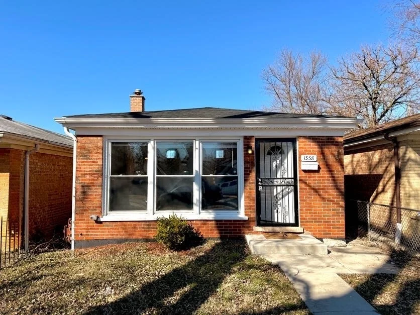 Unit for sale at 1338 W 108th Place, Chicago, IL 60643