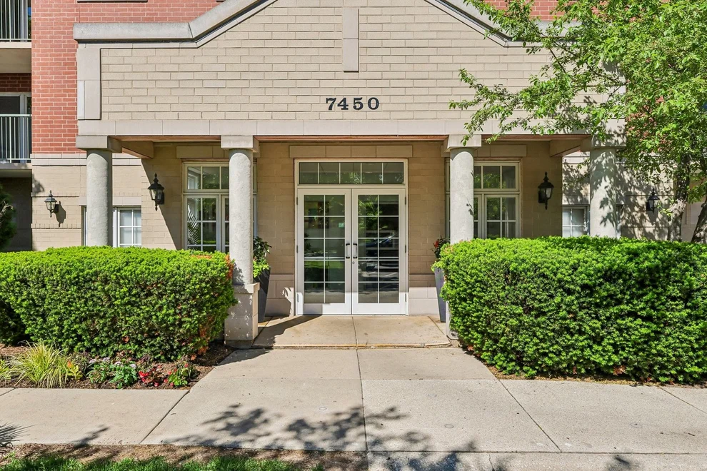 Unit for sale at 7450 Lincoln Avenue, Skokie, IL 60076