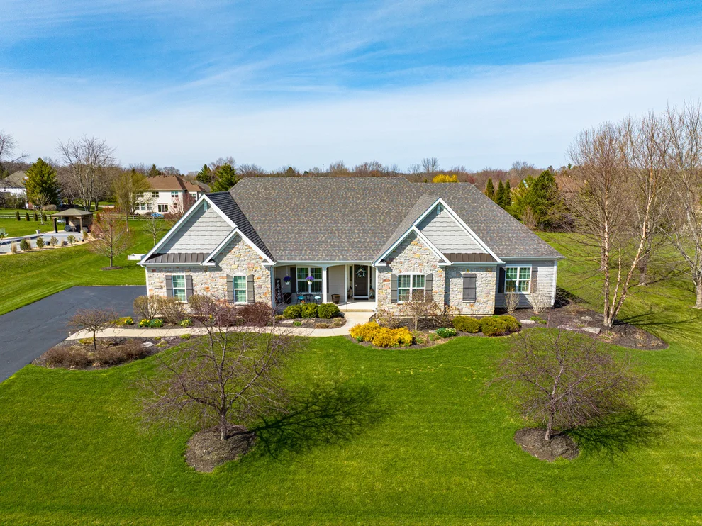 Unit for sale at 40W699 Maplehurst Lane, Hampshire, IL 60140