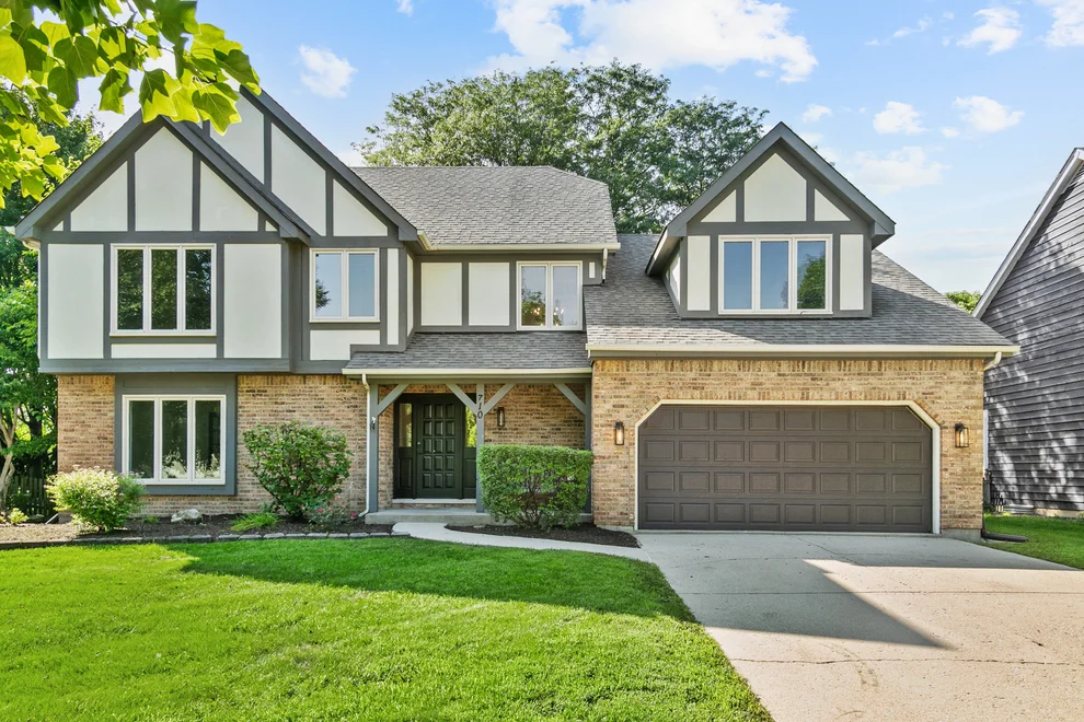 Unit for sale at 710 Alexandria Drive, Naperville, IL 60565